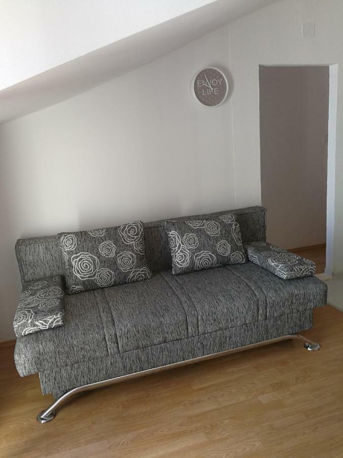 Apartmani "Ivan" Marina Exteriör bild
